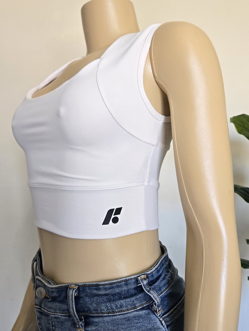 Forme Power Bra Sports Size M White Color Women's